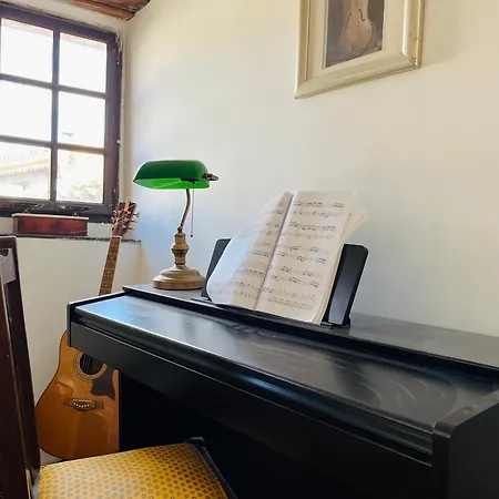 Bed & Breakfast Remparts House