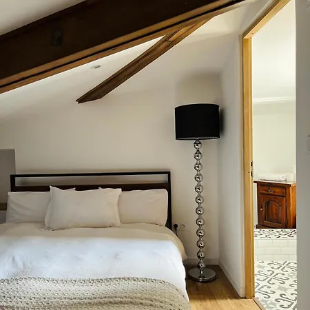 Remparts House Bed & Breakfast *